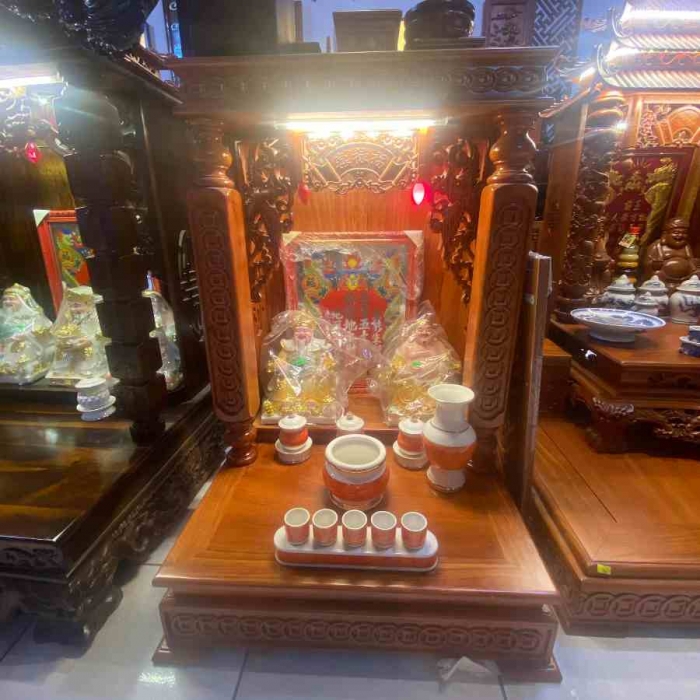 Bàn thờ Tài Địa gỗ Hương