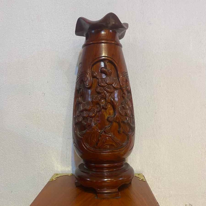 Lục bình điêu khắc gỗ