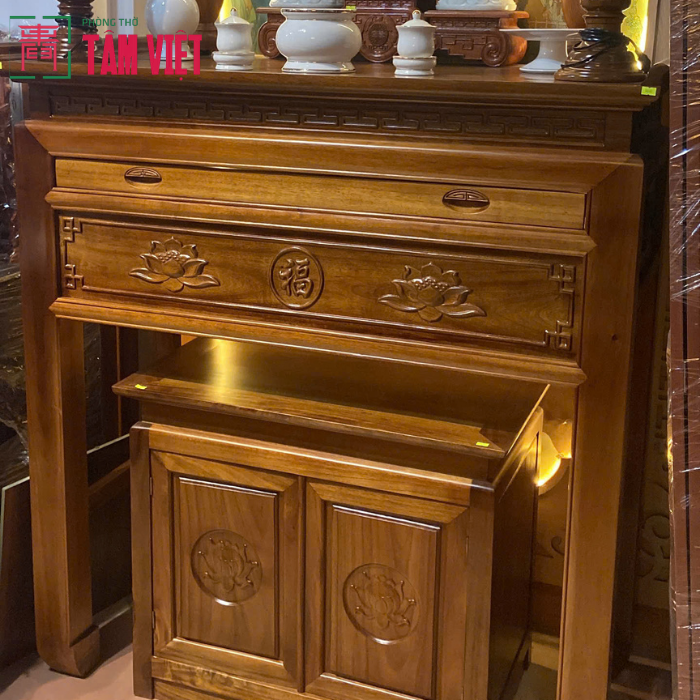 Bàn Thờ Gỗ Gụ Kết Hợp Tủ Con Tiện Nghi – Tối Ưu Không Gian Thờ Gia Đình