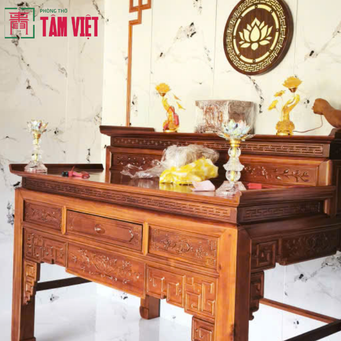 Bàn Giao Không Gian Thờ Gỗ Gụ 2 Tầng Kết Hợp Tượng Quan Thế Âm Bồ Tát Tại Ngô Xuân Thu, Hải Vân