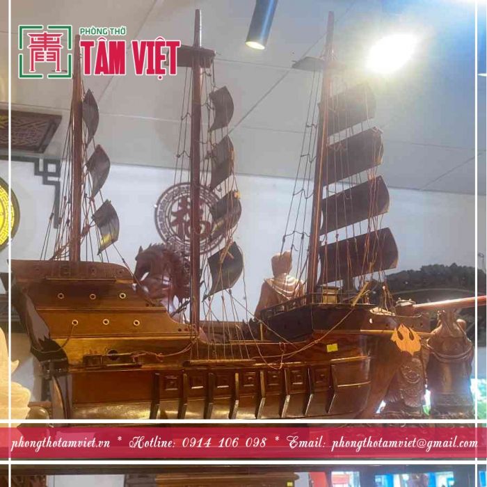 Thuyền Buồm Gỗ