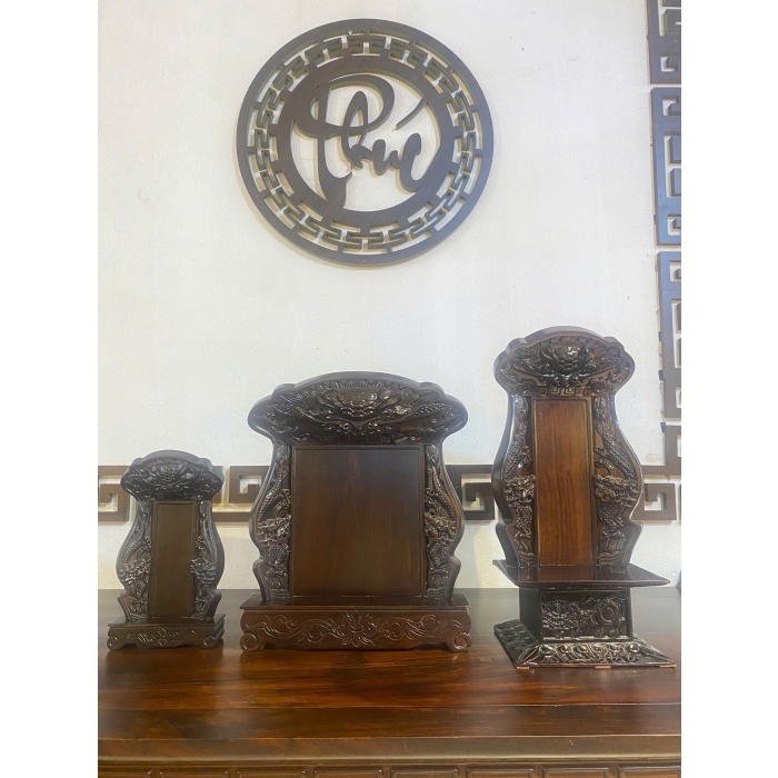 Bài vị chạm khắc rồng gỗ Chiu liu