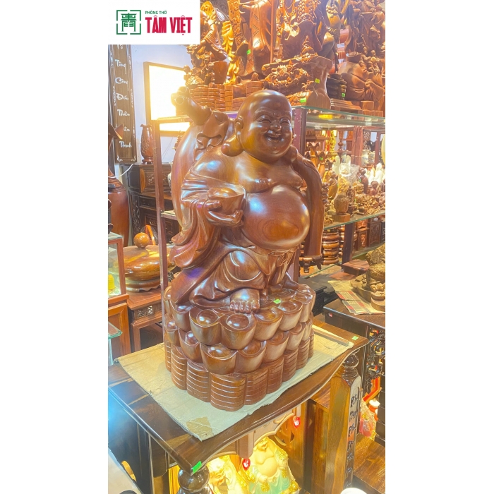 Tượng Di Lặc khoắc bao tiền gỗ Hương