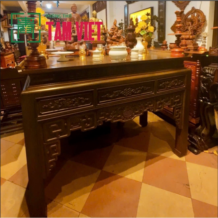Bàn thờ gỗ Gụ cao cấp