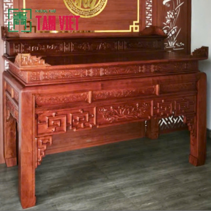 Hoàn thiện gian thờ gỗ Hương – Không gian thờ tinh tế giữa nhịp sống hiện đại