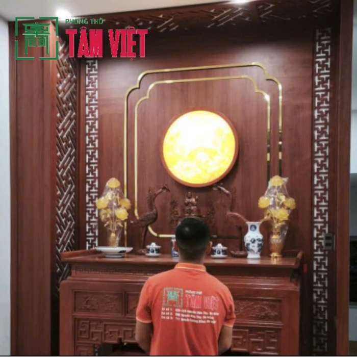 Bàn giao gian thờ gỗ Hương – Chỉn chu từ thiết kế đến giá trị tâm linh